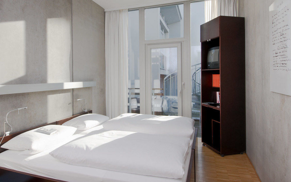 המבורג Hotel Wedina An Der Alster מראה חיצוני תמונה