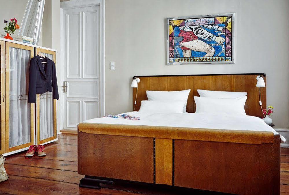 המבורג Hotel Wedina An Der Alster מראה חיצוני תמונה